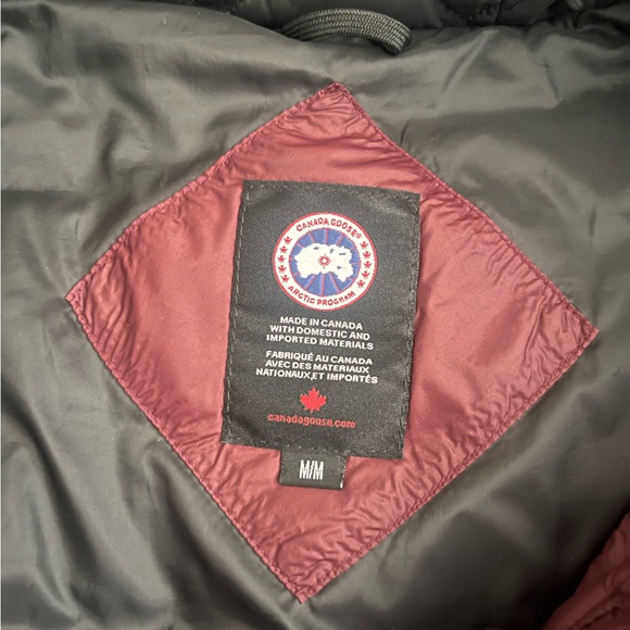 Canada Goose Burgundy Puffer Jacket - Picture 4 of 5